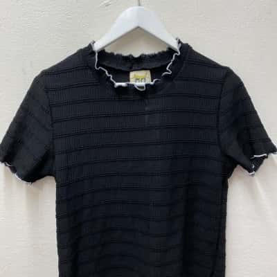  Womens  Size 8 Black  