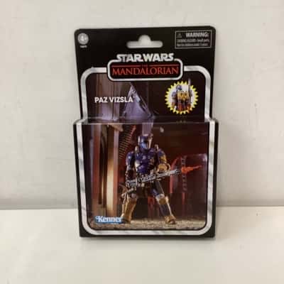 NEW - Star Wars: The Mandalorian Paz Vizsla