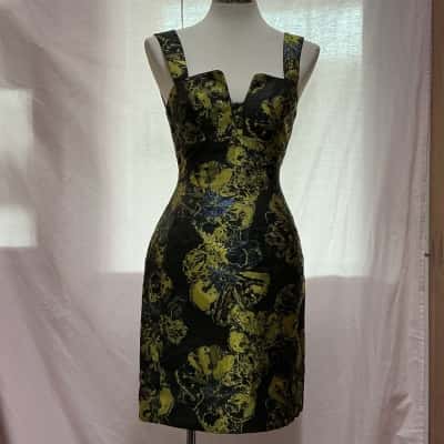 Cue Womens  Size 6 Cocktail Dress Black  / Floral 