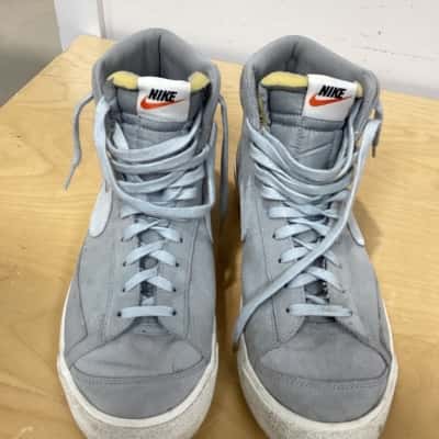 Nike Mens  Size 12 Grey / White sneakers