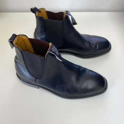 Mongrel Black Leather Chelsea Boots Size 8 