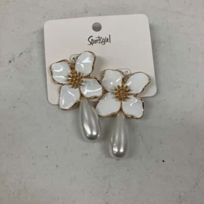 Sportsgirl Flower & Pearl Studded Earrings