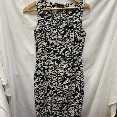 Cue Womens  Size 8 Midi Dress / Sleeveless Dress  Black  / White 