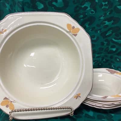 Wedgwood & Co Art Deco Serving Bowl plus 4 Small Bowls