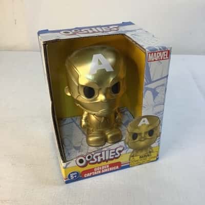 Golden Captain America Ooshie Figurine