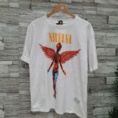 Nirvana Essential Unisex  Size 7 Short Sleeve Shirt Black  / Blue / Orange / White 
