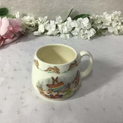 Vintage Royal Doulton Bunnykins "Bunnies Knitting" Fine Bone China Child's Cup