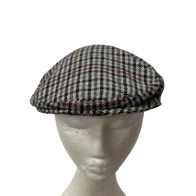  Unisex  AVENEL of Melbourne Beret Size M Gingham 