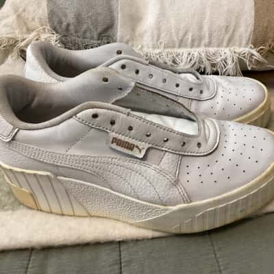 Puma Womens  Size 4.5 Sneakers White 