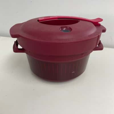 Tupperware Red Burgundy Pressure Cooker Microwave Round 2 Quarts