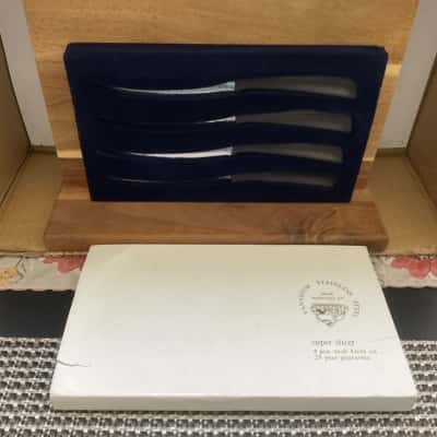 Super Slicer 4 pce Steak Knives. Cordon Bleu Vanadium Stainless Steel knives. (B15)