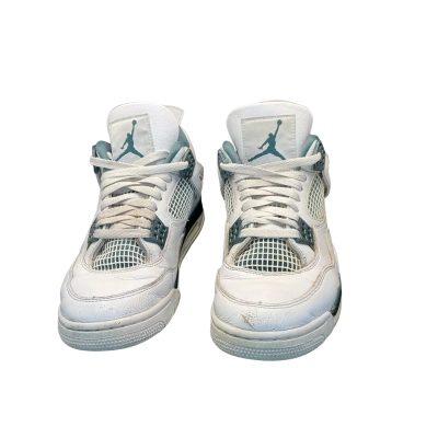  Unisex  Size 8.5 Sneakers Green / White 