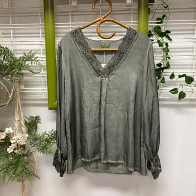 AE Luxe Brand New With Tags Womens Long Sleeve Top Khaki 