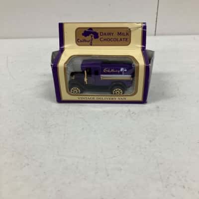 Vintage Lledo Days Gone Cadbury Dairy Milk Delivery Van