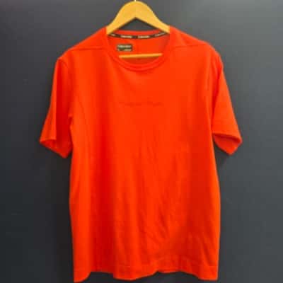 Calvin Klein Mens  Size M Short Sleeve T-shirt Orange / Red 