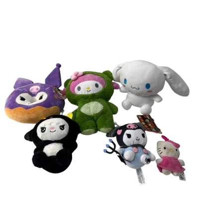 Hello kitty bundle of 6 