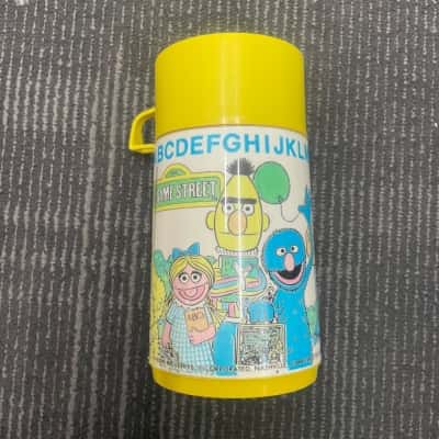 Vintage 1979 Sesame Street Alphabet Aladdin Thermo Bottle 