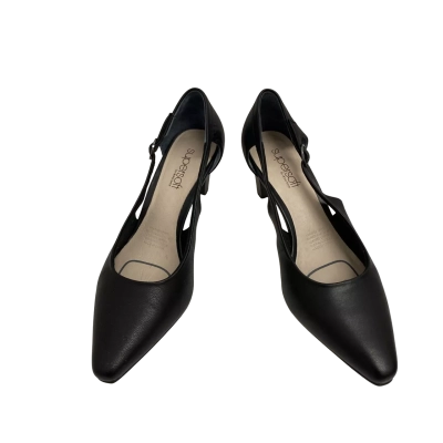 Supersoft Linden Black Leather Heels.  Size 7C