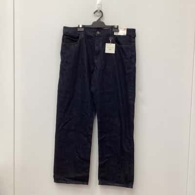 NEW - Uniqlo Womens Size W34 L31 Straight Leg Jeans Navy Blue RRP $59.90