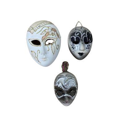 Carnevale style wall mask 