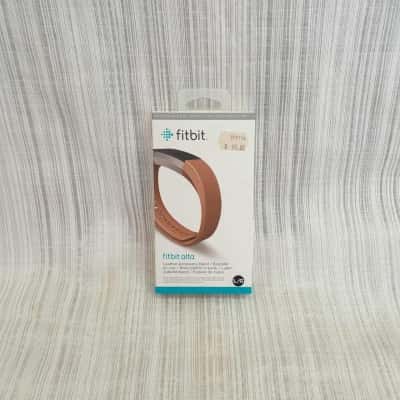 Fitbit Alta /Leather Accessory /Camel Coloured Band /Bracelet - Brand New Still in Box - Accessory Band Only - RRP $99.00 