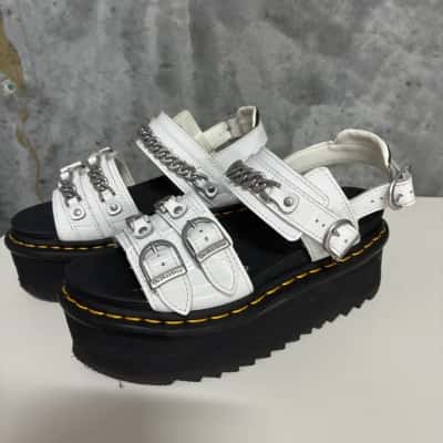 Dr Martens Voss II Quad chain sandals Size AU 6 White 