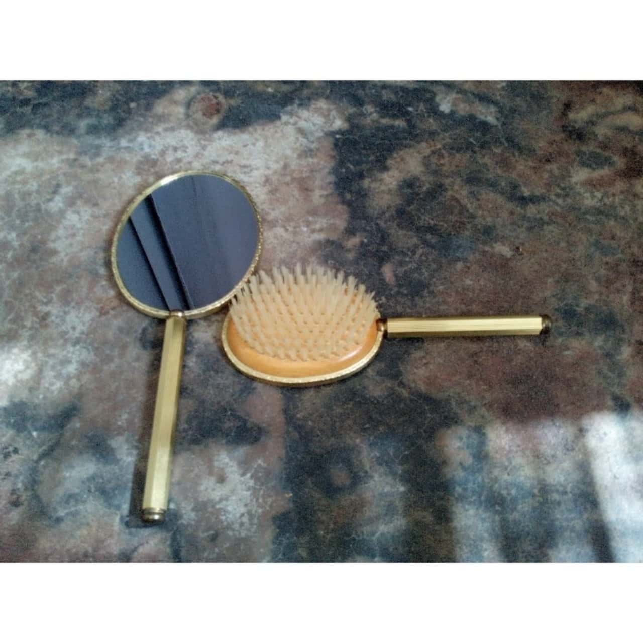 Doves Mirror & Brush Set