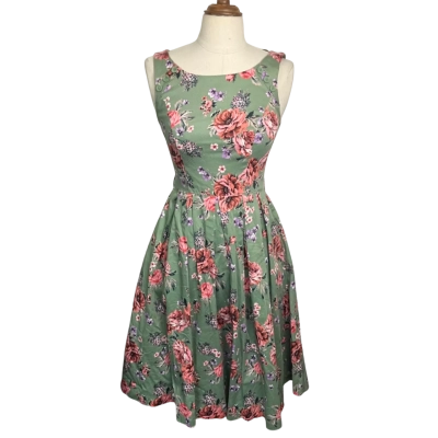 Review Womens  Size 6 Floral Dress Floral / Green 