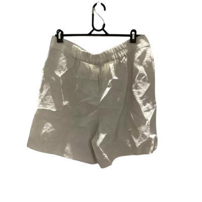 Sussan Womens  Size 16 Shorts Cream 