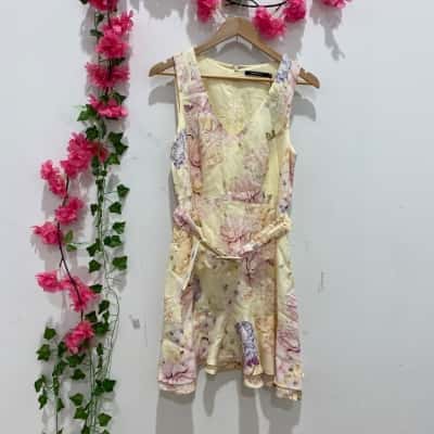 Portmans Womens Sleeveless Floral Dress with Belt Size 10 Yellow 