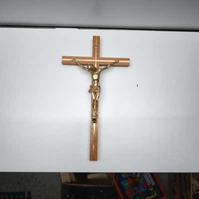 Timber and Gold-Tone Metal Wall Hanging Crucifix / Christian Cross Religious 