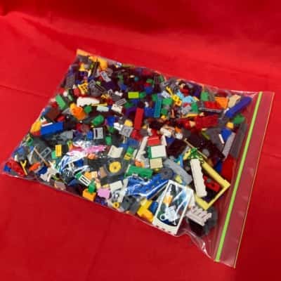 Lego 1kg mixed bag