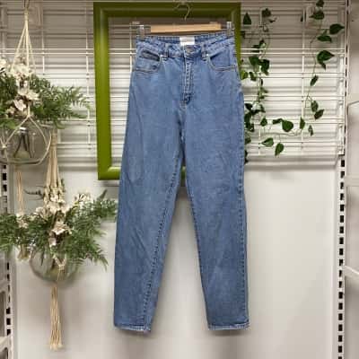 Abrand Jeans Womens  Size 8 High-Waisted Slim Jeans Blue 