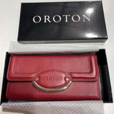 BNIB Oroton Womens Wallet Red / Silver Lirio Slim Clutch Wallet
