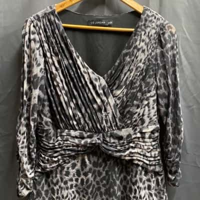 Liz Jordan Womens Size M Long Sleeve Grey Leopard Print Blouse