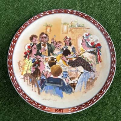 Wedgwood John Finnie "The Christmas Pudding“ Display Plate 1987