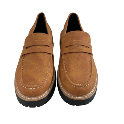 Leather look Slip on shoes in Tan. Size 39 