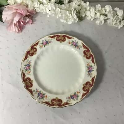 Vintage Johnson Bros "Old Chelsea" Porcelain Dinner Plate