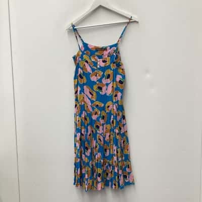 Mister Zimi Womens  Size 8 Blue with Pattern dress
