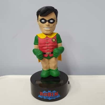 NECA Robin The Teen Wonder 6" Solar Powered Body Knocker