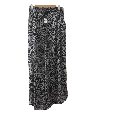 BNWT City Chic Zebra pant Corina - Size M