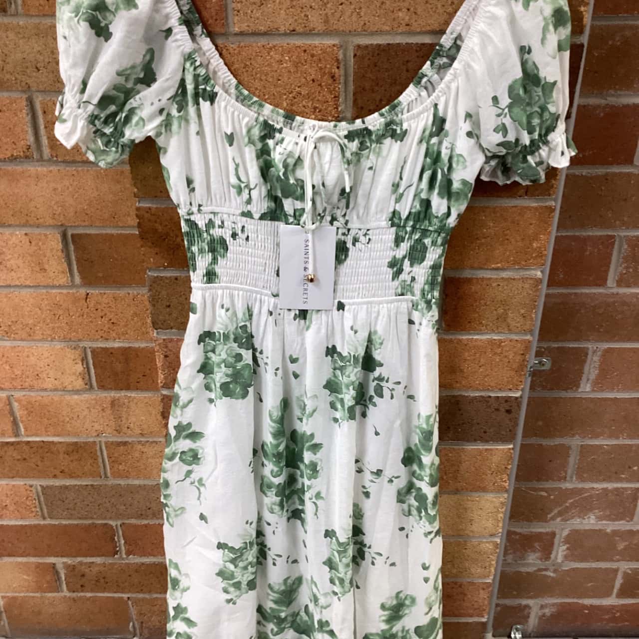 Saints + Secrets Womens Size 8 Sweet Sage Dress (s) Saints + Secrets Womens Size 8 Sweet Sage Dress (s)