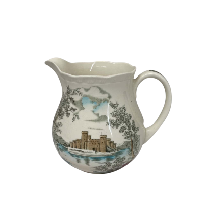 Queens Castle Alfred Meakin England pot 5.5” 