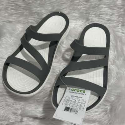  Womens Grey / White sandals  Size 9