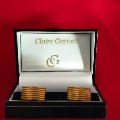 Men's Vintage Cufflinks Brass look ribbed wave pattern 