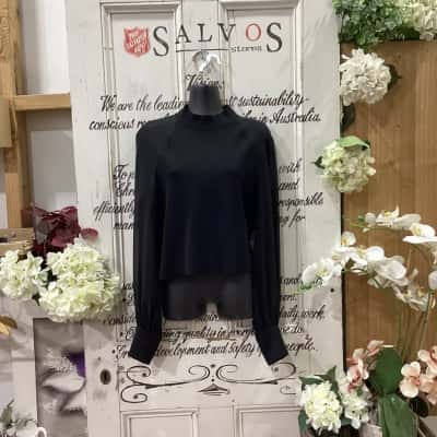 CUE BRAND! Womens  Size 12 Long Sleeve Top Black! STUNNING BALLOON SLEEVE WITH BUTTON DETAILS! SHEER SLEEVES FOR THAT ELEVATED LOOK! GREAT FOR A NIGHT OUT! 