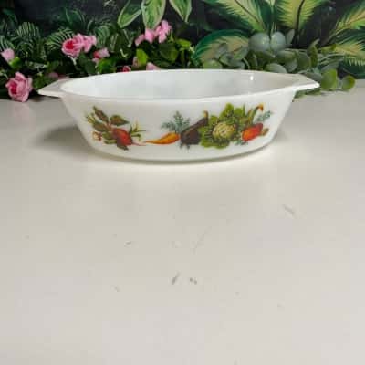 Vintage Pyrex Casserole Dish 1970s “Market Garden”