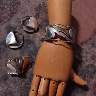 Unusual Brooch, Earrings & Bracelet Set