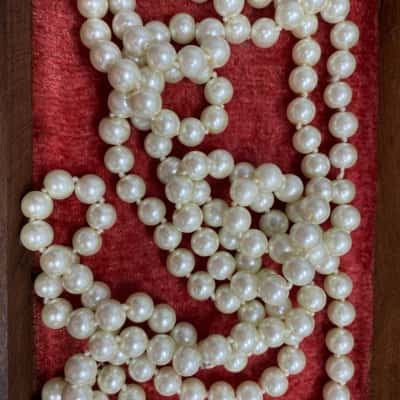 Vintage pearl long necklace 