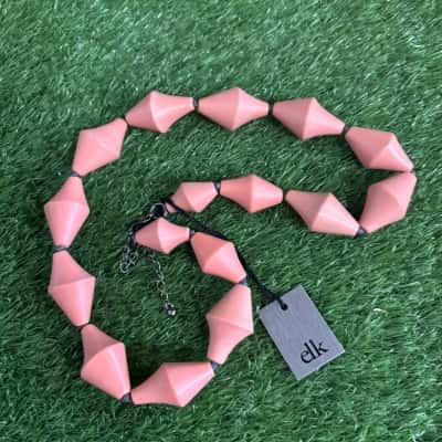 Elk Peach Beaded Necklace (New)